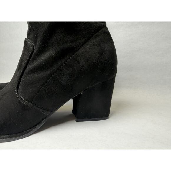Marc Fisher Leave2 Ankle Boots Womens Sz 8 M Black Block Heel Point Toe Side Zip - Picture 2 of 12
